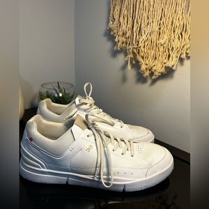 On Cloud THE ROGER ADVANTAGE Men's White Sneakers Size 14 Laced up